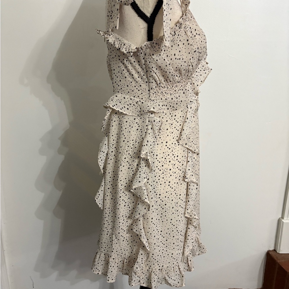Storia Smocked Ruffle Star Print Mini Dress Size Medium - Picture 5 of 8